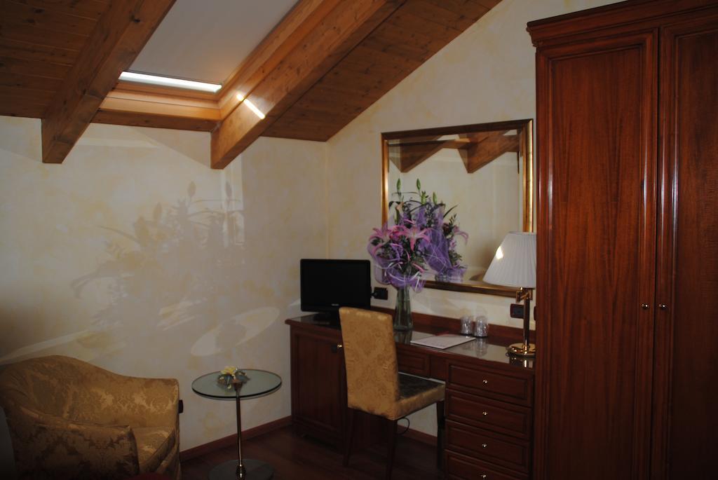 Hotel Vazzana Volpiano Zewnętrze zdjęcie