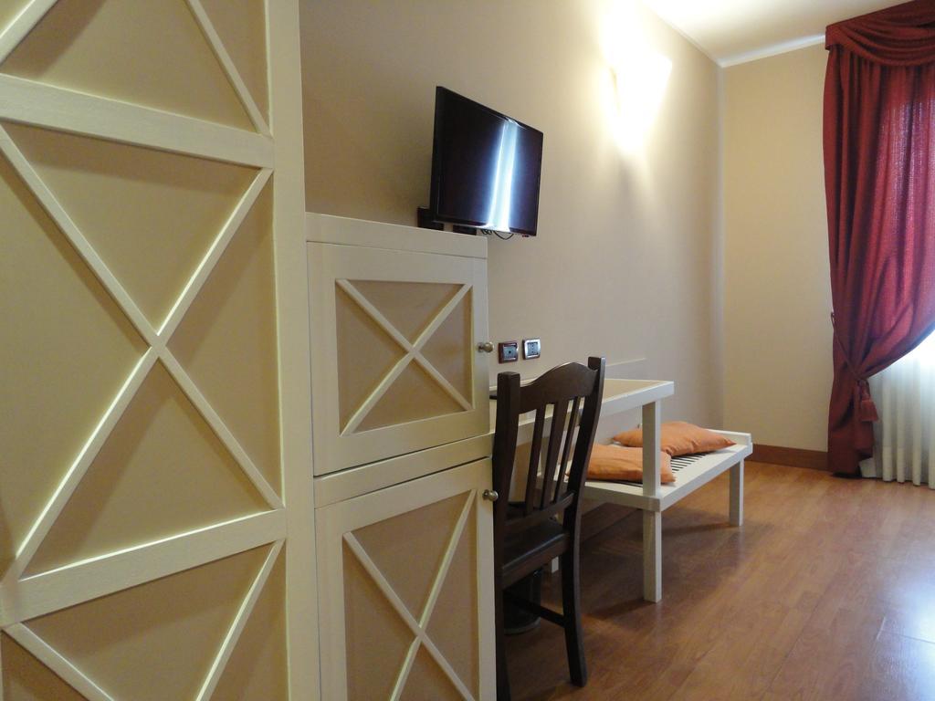 Hotel Vazzana Volpiano Zewnętrze zdjęcie