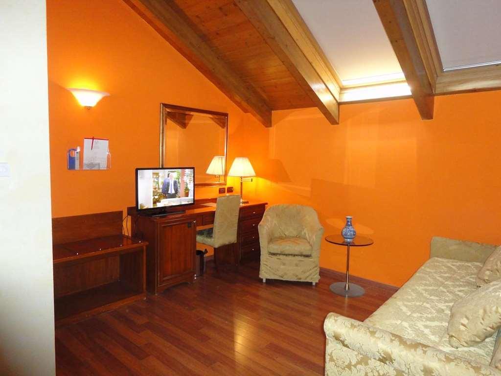Hotel Vazzana Volpiano Pokój zdjęcie